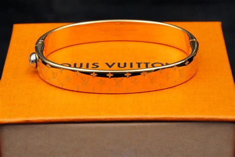 louis vuitton bracelet price philippines.